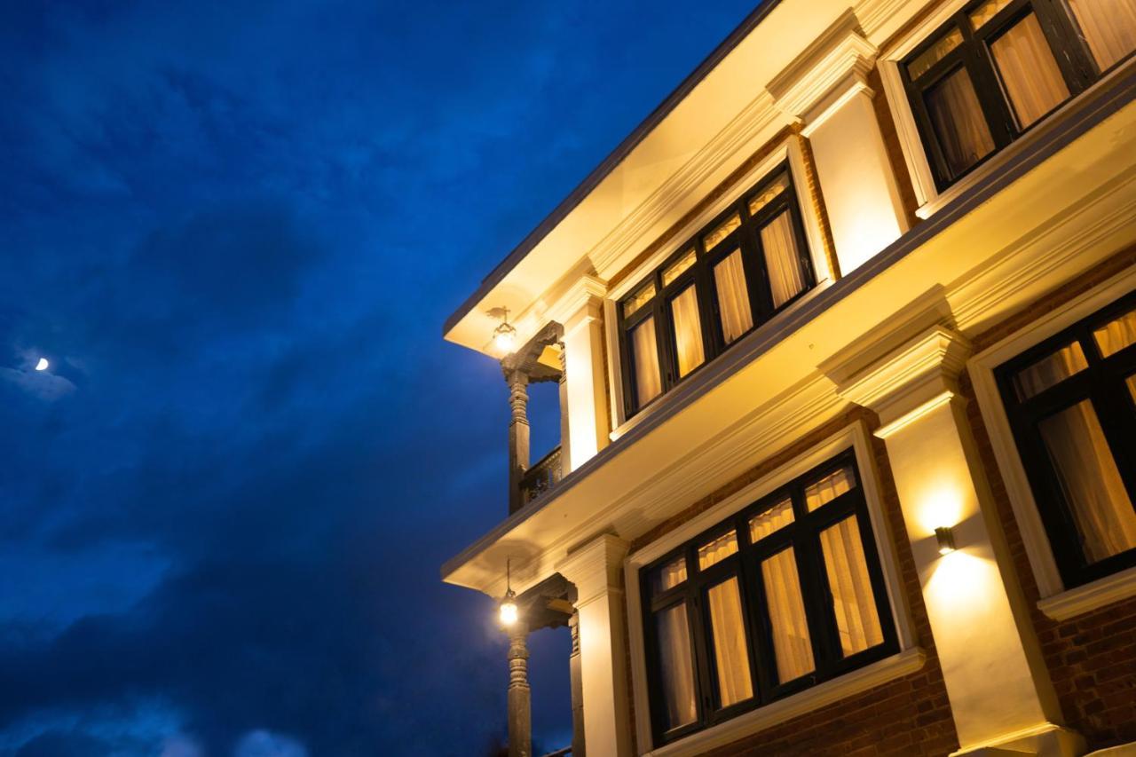 Swarga Heritage Hotel - A Traditional Stay カトマンズ エクステリア 写真