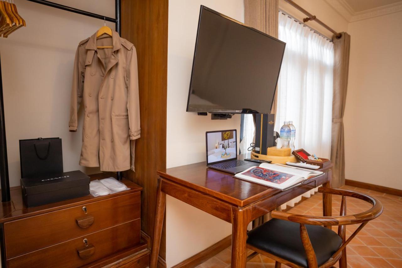 Swarga Heritage Hotel - A Traditional Stay カトマンズ エクステリア 写真