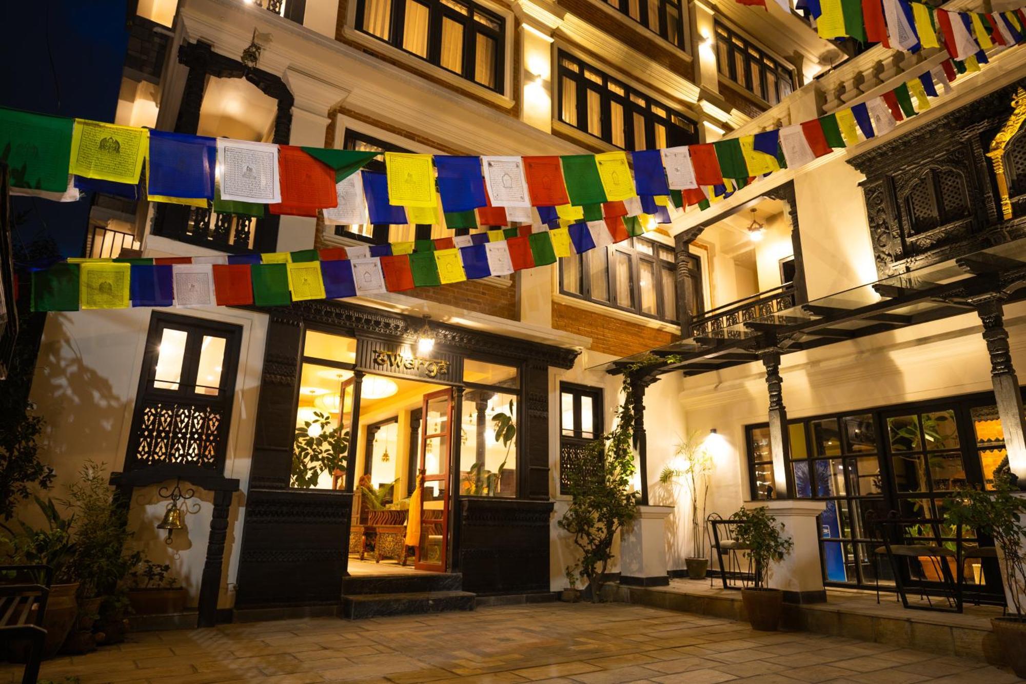Swarga Heritage Hotel - A Traditional Stay カトマンズ エクステリア 写真